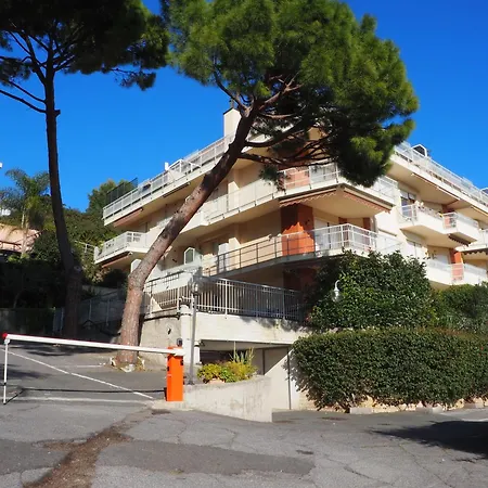 Casa Chicca - Bilocale Con Parcheggio Privato * Санремо