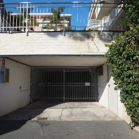 Casa Chicca - Bilocale Con Parcheggio Privato Apartmán