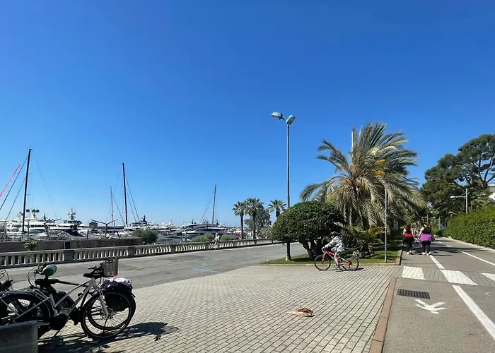 Casa Chicca - Bilocale Con Parcheggio Privato * Sanremo